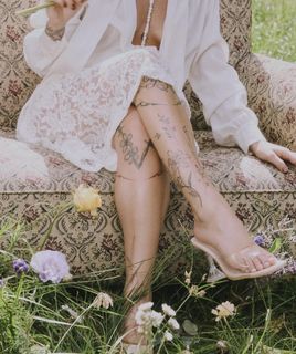 Tuli Acosta feet photo 3