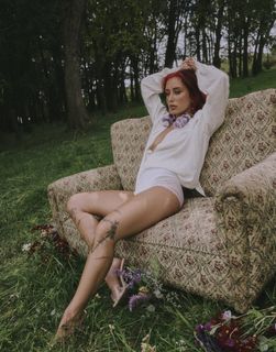 Tuli Acosta feet photo 2