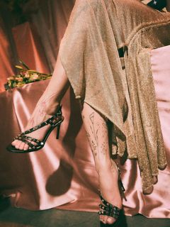 Tuli Acosta feet photo 15
