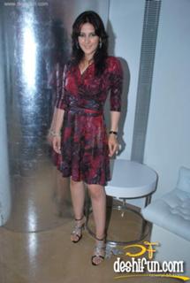 Tulip Joshi feet photo 5