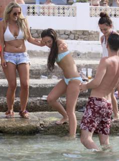 Tulisa feet photo thumbnail