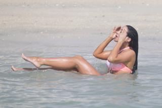 Tulisa feet photo thumbnail