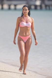 Tulisa feet photo thumbnail