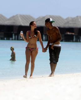 Tulisa feet photo thumbnail