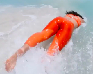 Tulsi Gabbard feet photo thumbnail