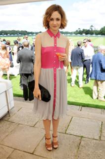 Tuppence Middleton feet photo thumbnail