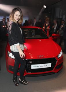 Tuppence Middleton feet photo thumbnail