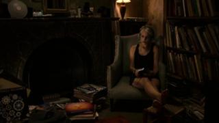 Tuppence Middleton feet photo thumbnail