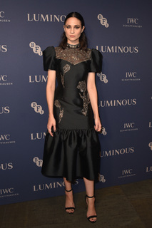 Tuppence Middleton feet photo thumbnail