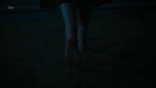 Tuppence Middleton feet photo thumbnail
