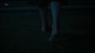 Tuppence Middleton feet photo thumbnail