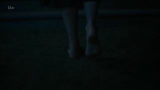 Tuppence Middleton feet photo thumbnail