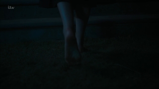 Tuppence Middleton feet photo thumbnail
