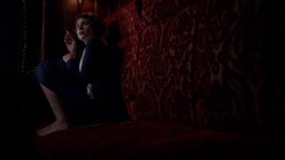 Tuppence Middleton feet photo thumbnail