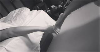 Tuvana Türkay feet photo thumbnail
