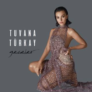 Tuvana Türkay feet photo thumbnail
