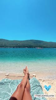 Tuvana Türkay feet photo thumbnail