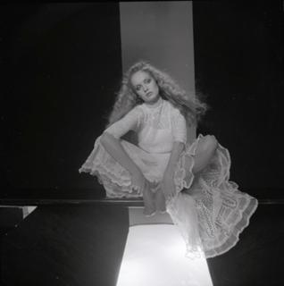 Twiggy feet photo 4