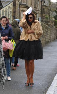 Twinnie Lee Moore feet photo 5