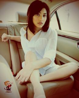 Tyas Mirasih feet photo 19