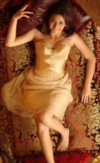 Tyas Mirasih feet photo 9