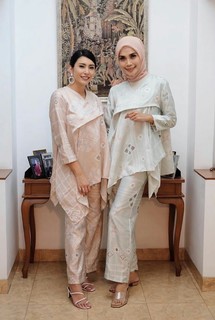 Tyas Mirasih feet photo 11