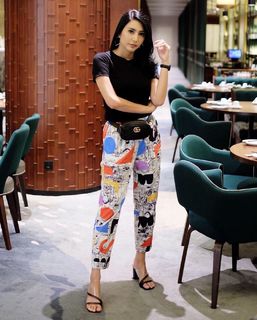 Tyas Mirasih feet photo 1
