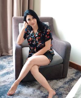 Tyas Mirasih feet photo 18
