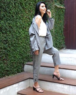 Tyas Mirasih feet photo 16