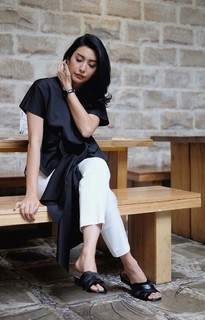 Tyas Mirasih feet photo 8