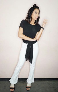 Tyas Mirasih feet photo 12