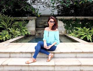 Tyas Mirasih feet photo 3