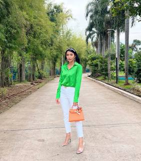 Tyas Mirasih feet photo 5
