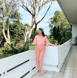 Tyas Mirasih feet photo 10