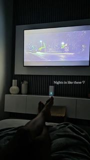 Tyla Carr feet photo 1