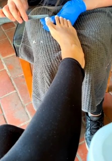 Tyla feet photo thumbnail