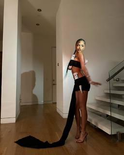 Tyla feet photo thumbnail