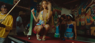 Tyla feet photo thumbnail