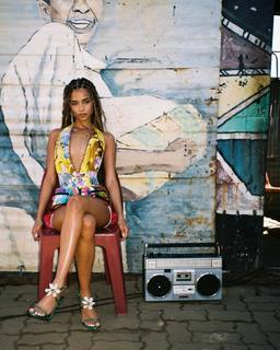 Tyla feet photo thumbnail