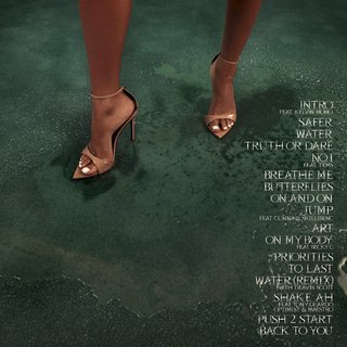 Tyla feet photo thumbnail