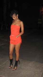 Tyla feet photo thumbnail