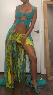 Tyla feet photo thumbnail