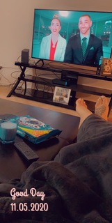 Tyra Banks feet photo thumbnail