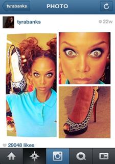 Tyra Banks feet photo thumbnail