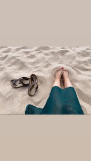 Tânia Ribas de Oliveira feet photo 12