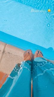 Tânia Ribas de Oliveira feet photo 9