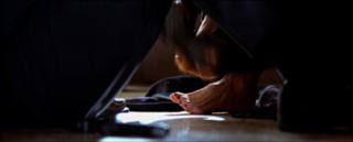 Téa Leoni feet photo thumbnail