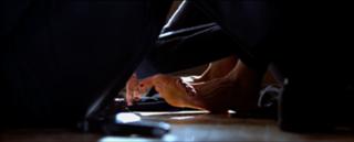 Téa Leoni feet photo thumbnail