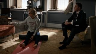 Téa Leoni feet photo thumbnail