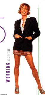 Téa Leoni feet photo thumbnail
